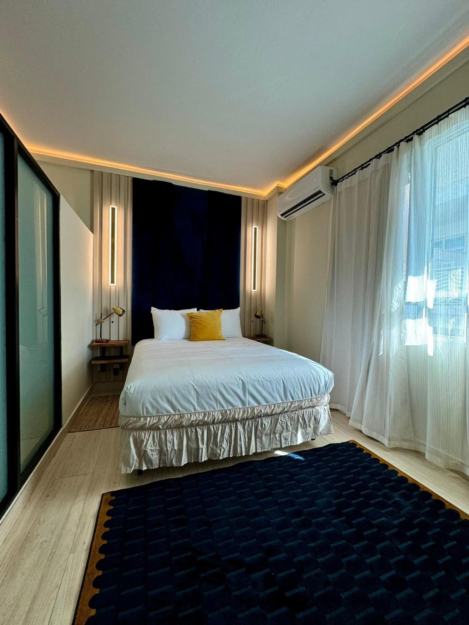 Metro Art Hotel 산후안 외부 사진